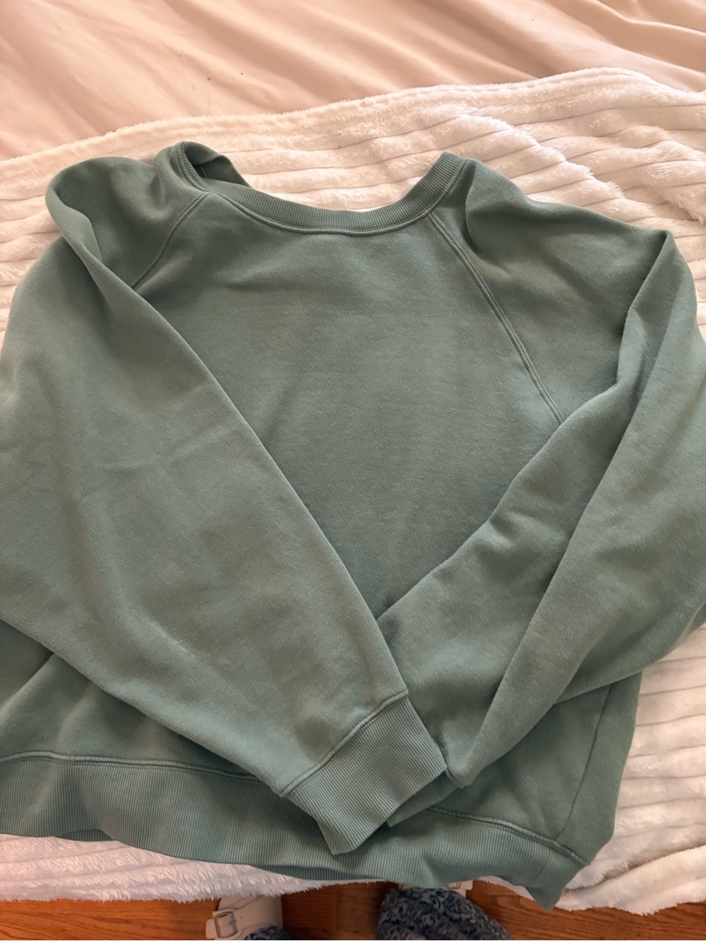 Old Navy Women's Scoopneck Sweater in Sage